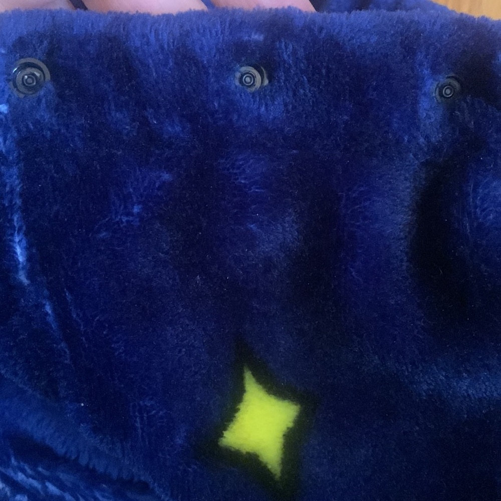 BT21 Line Friends Shower Towel - One Size (New!) - Picture 3 of 3